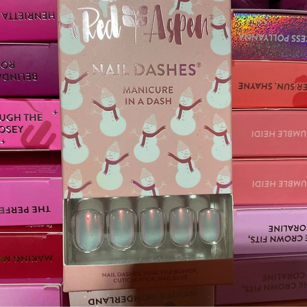 Pink Nail Dashes - Picture 1 of 2